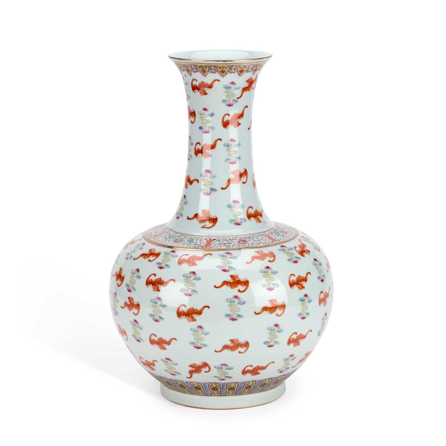 Lot A LARGE CHINESE FAMILLE ROSE PORCELAIN 'BATS' VASE