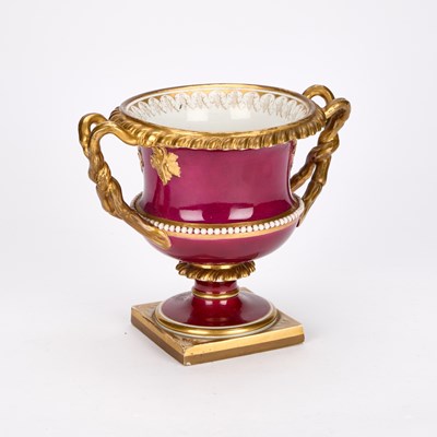 Lot A 19TH CENTURY ENGLISH PORCELAIN WARWICK VASE