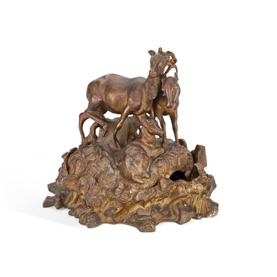 Lot 534 - A VICTORIAN BRONZE INKWELL