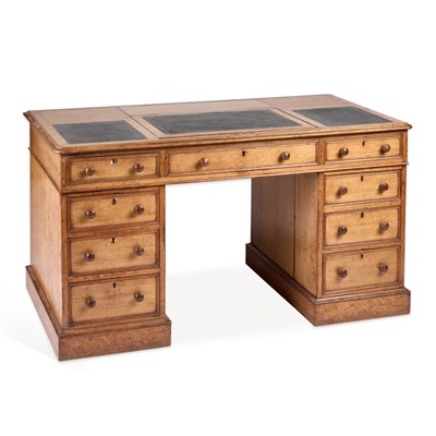 Lot 641 - A VICTORIAN OAK PEDESTAL DESK