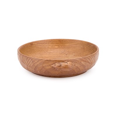 Lot 734 - ROBERT THOMPSON OF KILBURN, A MOUSEMAN OAK BOWL