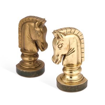 Lot 87 - A PAIR OF ASPREY BRASS KNIGHT CHESS PIECE BOOKENDS