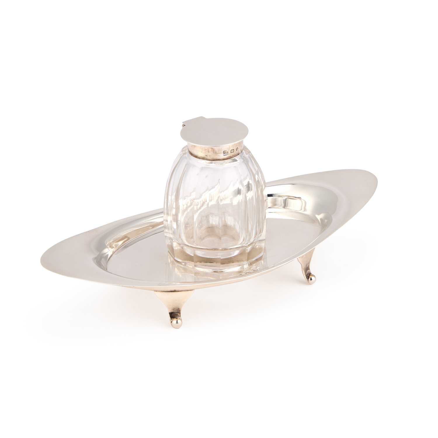 Lot 137 - A GEORGE V SILVER INKSTAND