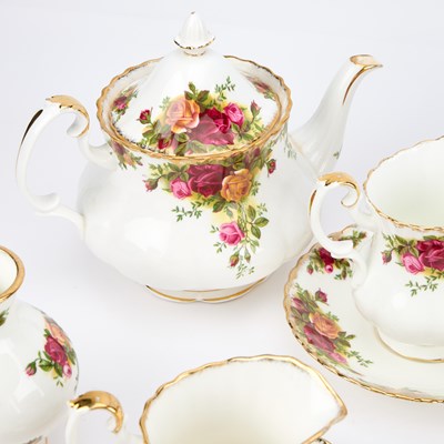 Lot A ROYAL ALBERT 'OLD COUNTRY ROSES' TEA SERVICE