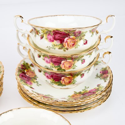 Lot A ROYAL ALBERT 'OLD COUNTRY ROSES' TEA SERVICE