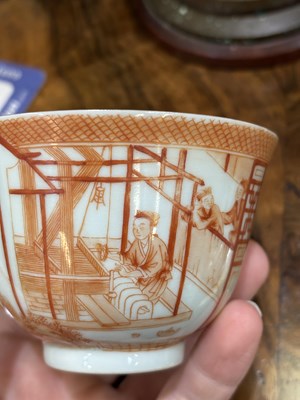 Lot 163 - A CHINESE IRON-RED DECORATED PORCELAIN BOWL AND COVER