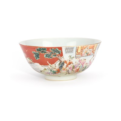 Lot 177 - A CHINESE IRON-RED AND FAMILLE ROSE PORCELAIN 'HUNDRED BOYS' BOWL