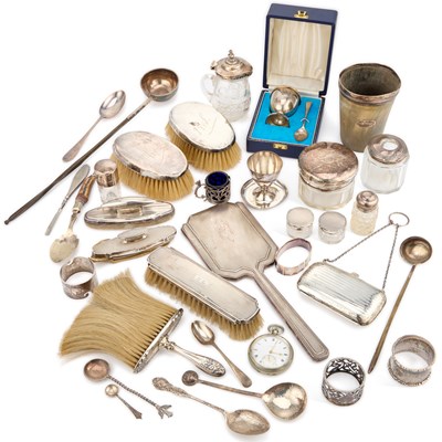 Lot 393 - A COLLECTION OF SILVER