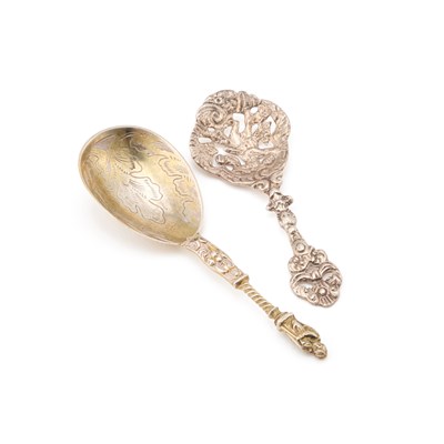 Lot 498 - A VICTORIAN SILVER CADDY SPOON