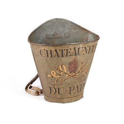 Lot 214 - A CHÂTEAUNEUF-DU-PAPE GRAPE HOD