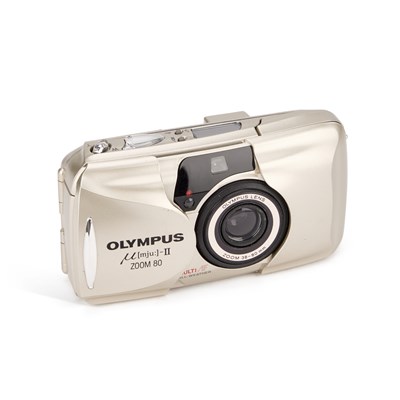 Lot 850 - AN OLYMPUS MJU-II ZOOM 80 ALL-WEATHER COMPACT CAMERA
