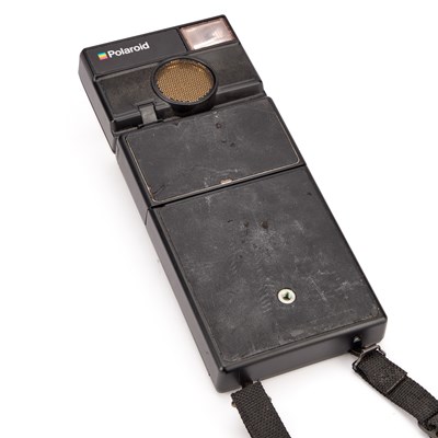 Lot 837 - A POLAROID SLR 680 INSTANT LAND CAMERA