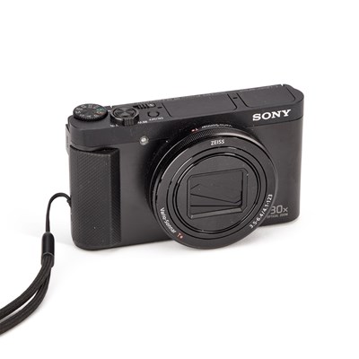 Lot 862 - A SONY CYBERSHOT DSC-HX90V DIGITAL CAMERA
