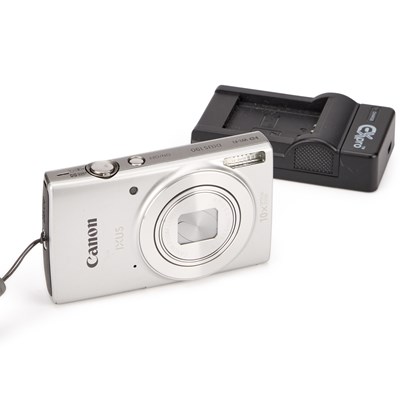 Lot 836 - A CANON IXUS 190 DIGITAL CAMERA