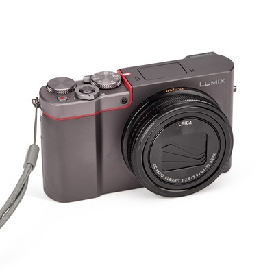 Lot 848 - A PANASONIC LUMIX DMC-TZ100 DIGITAL CAMERA
