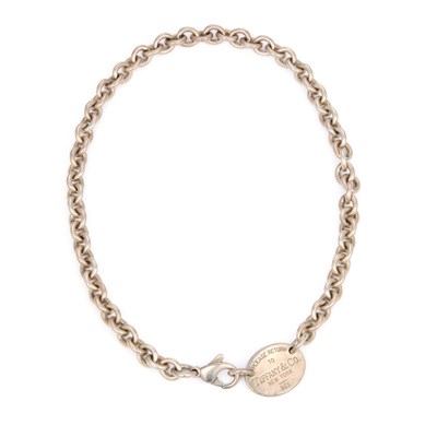 Lot 716 - TIFFANY & CO, A SILVER RETURN TO TIFFANY & CO TAG NECKLACE
