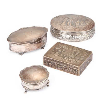 Lot 248 - A CHINESE SILVER BOX