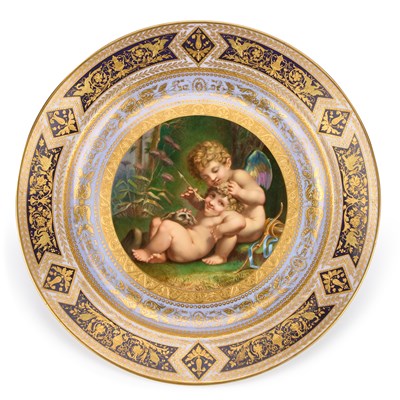 Lot 74 - A FINE 19TH CENTURY VIENNA PORCELAIN CHARGER