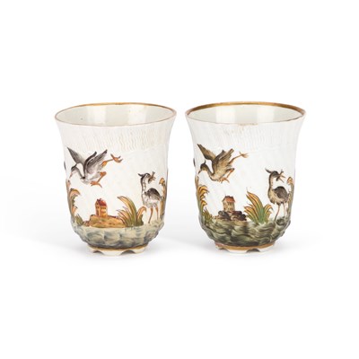 Lot 112 - A PAIR OF 19TH CENTURY CONTINENTAL PORCELAIN BEAKERS