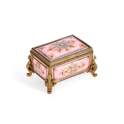 Lot 784 - A FRENCH GILT-METAL AND ENAMEL JEWELLERY CASKET