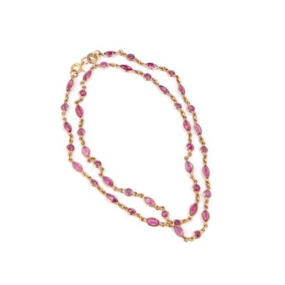 Lot 755 - A 9 CARAT GOLD RUBY NECKLACE