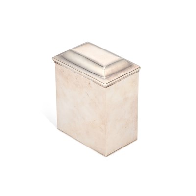 Lot 241 - A GEORGE II SILVER TEA CADDY