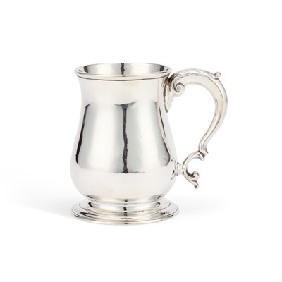 Lot 238 - A GEORGE II SILVER MUG