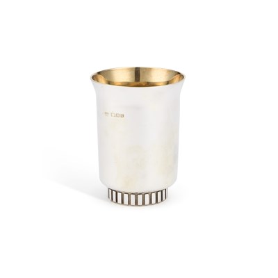 Lot 121 - AN ELIZABETH II SILVER BEAKER