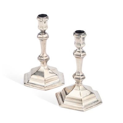 Lot 233 - A FINE PAIR OF GEORGE I BRITANNIA STANDARD CAST SILVER CANDLESTICKS