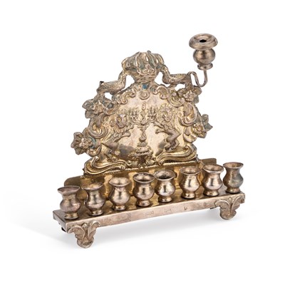Lot 89 - JUDAICA: A RUSSIAN SILVER HANUKKAH MENORAH LAMP
