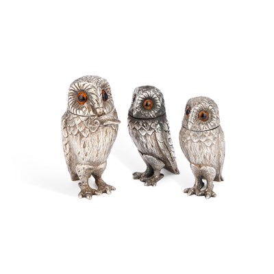 Lot 112 - AN ELIZABETH II SILVER THREE-PIECE NOVELTY CONDIMENT SET