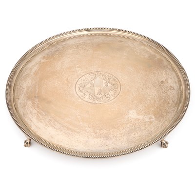 Lot 223 - A LARGE GEORGE III SILVER SALVER