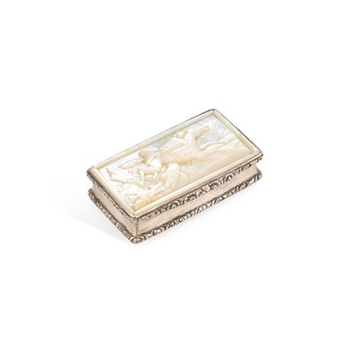 Lot 518 - A GEORGE III SILVER AND MOTHER-OF-PEARL BOX