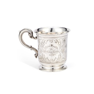 Lot 165 - A VICTORIAN SILVER MUG