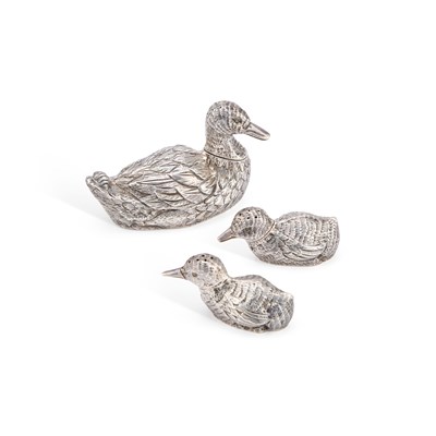 Lot 144 - A TRIO OF EDWARDIAN SILVER NOVELTY PEPPERETTES