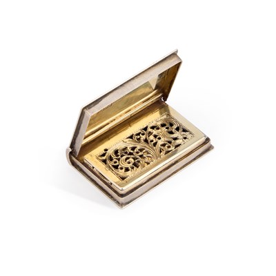 Lot 179 - A VICTORIAN SILVER NOVELTY VINAIGRETTE