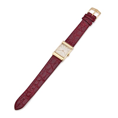 Lot 249 - A 14K GOLD WITTNAUER STRAP WATCH