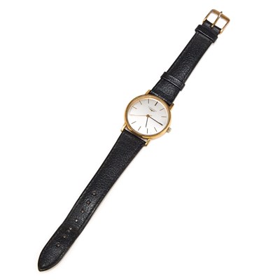Lot 600 - A GENTS GOLD PLATED LONGINES STRAP WATCH