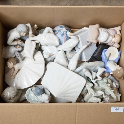 Lot 44 - A BOX OF SPANISH AND OTHER PORCELAIN FIGURES