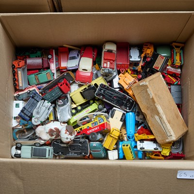 Lot 65 - TWO BOXES OF MODEL CARS