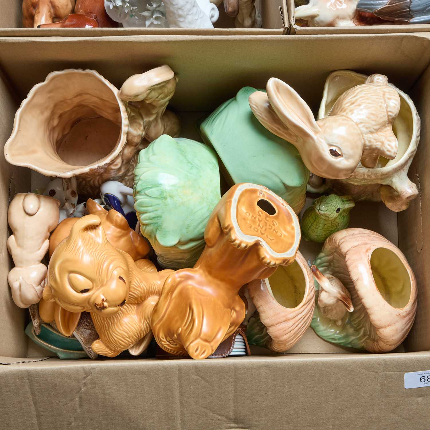 Lot 68 - TWO BOXES OF CERAMICS