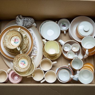 Lot 114 - TWO BOXES OF CERAMICS