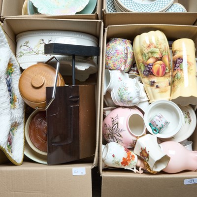Lot 121 - TWO BOXES OF CERAMICS