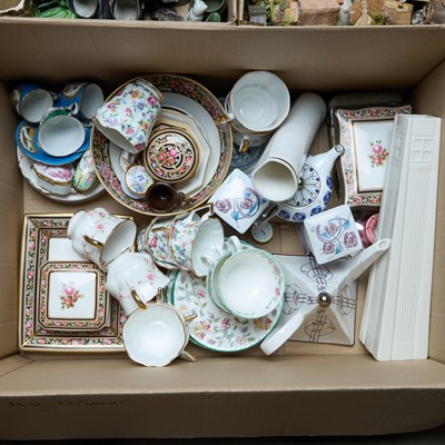 Lot 167 - TWO BOXES OF CERAMICS