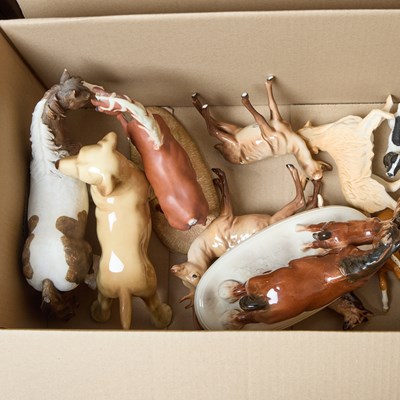 Lot 182 - A BOX OF ANIMAL MODELS INCLUDING BESWICK