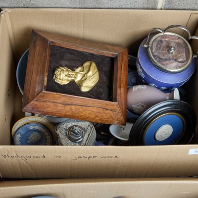Lot 187 - A BOX INCLUDING JASPERWARE, GILT-METAL RELIEF BUST, ETC.