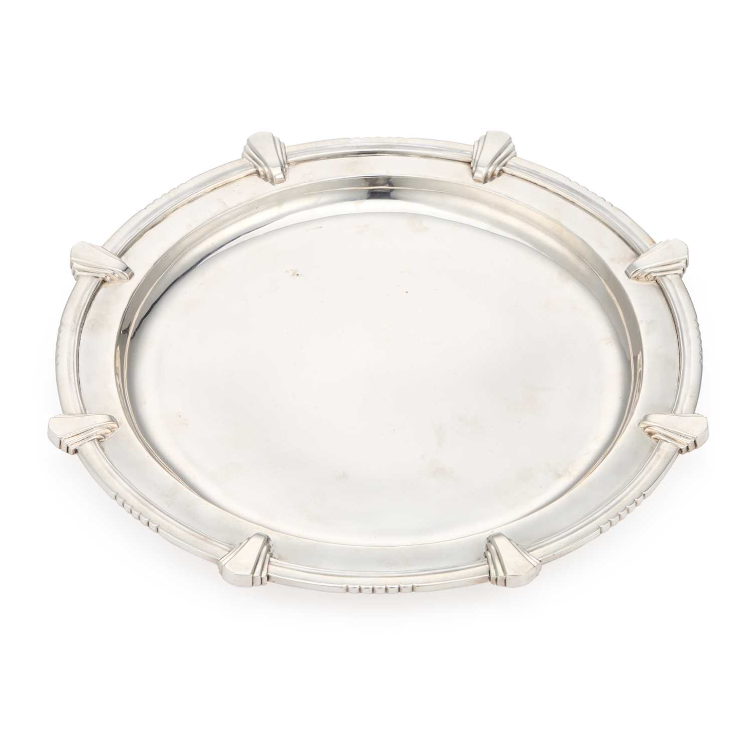 Lot 386 - A GEORGE VI SILVER SALVER