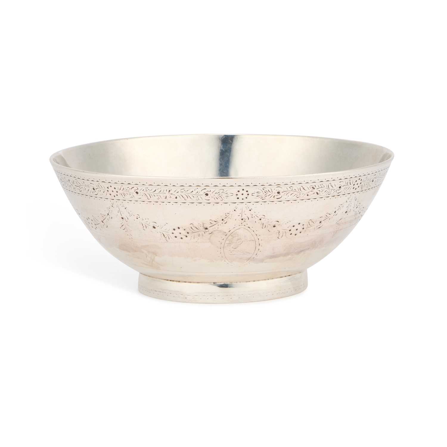 Lot 356 - A GEORGE III IRISH SILVER BOWL