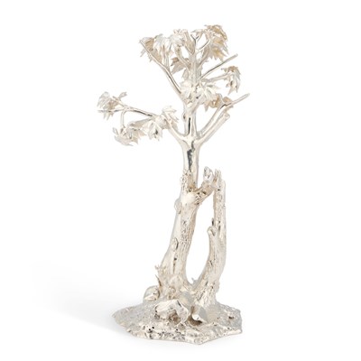 Lot PATRICK MAVROS: A SILVER PAPER BARK TREE AND KLIPSPRINGER CENTREPIECE