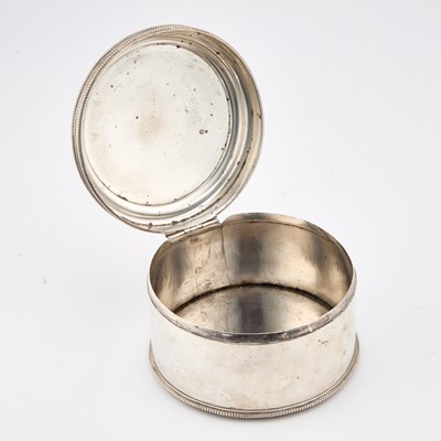 Lot 324 - A 19TH CENTURY DUTCH SILVER BISCUIT BOX